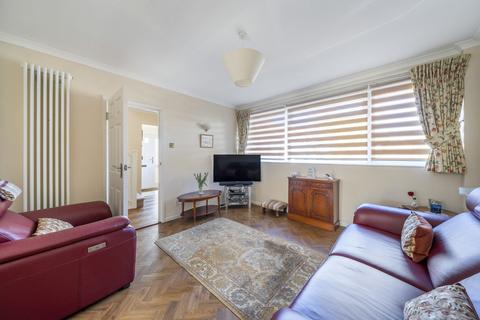 undefined, Heathlee Road, London