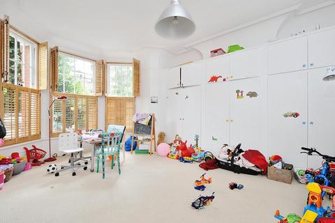 6 bedroom semi-detached house to rent, Avenue Road, Highgate, London, N6