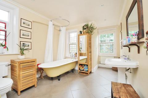 6 bedroom semi-detached house to rent, Avenue Road, Highgate, London, N6