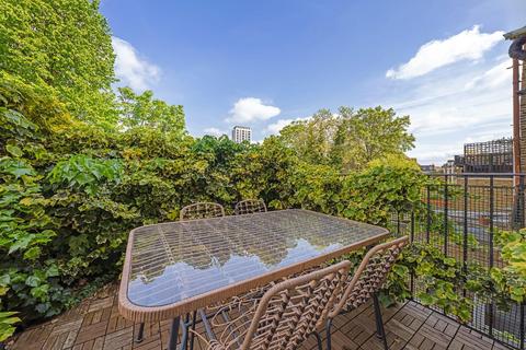 2 bedroom maisonette for sale, Bellefields Road, SW9