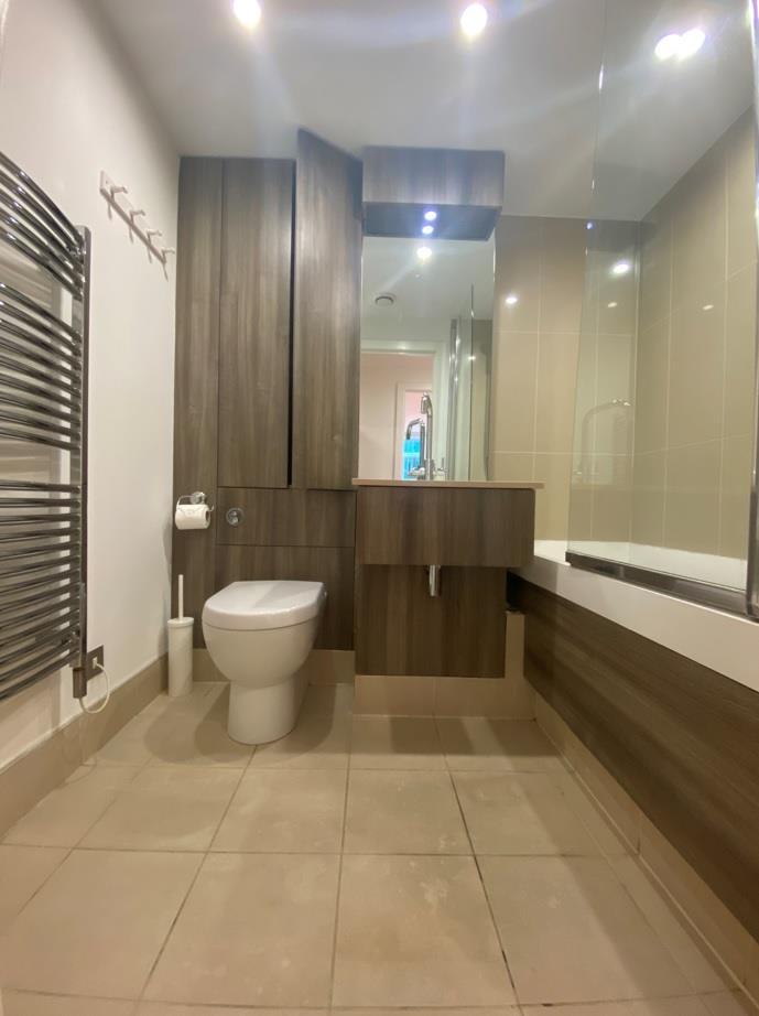 Toilet.jpg