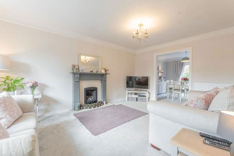 3 Church Close, Wythall, Birmingham, B47 6JQ