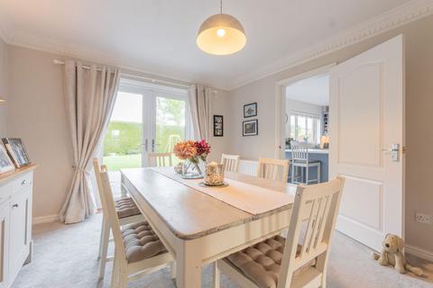 3 Church Close, Wythall, Birmingham, B47 6JQ