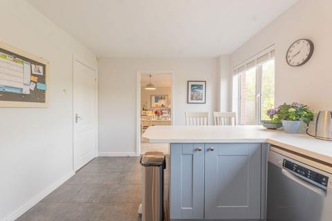 3 Church Close, Wythall, Birmingham, B47 6JQ