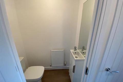 3 bedroom terraced house to rent, Whittle Way, Gloucester GL3