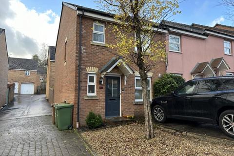 3 bedroom end of terrace house for sale, Dragon Way, Penallta CF82