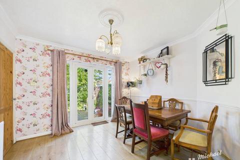 21 Nelson Road, Leighton Buzzard, LU7 3EE