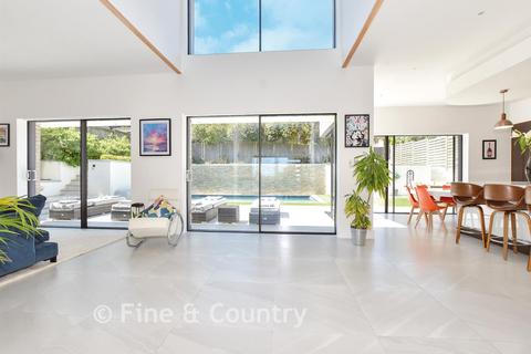 4 bedroom detached house for sale, North Foreland Avenue, Broadstairs, Kent