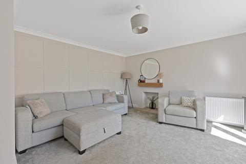 2 Abbots Way, Netley Abbey, Southampton, SO31 5QX