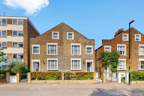 2 bedroom flat to rent, Castlebar Road, London W5