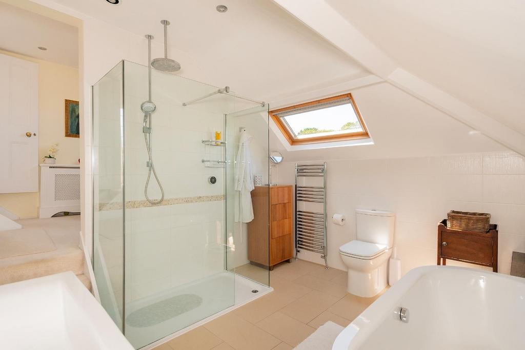 2 C1 RCN - Ensuite E.jpg