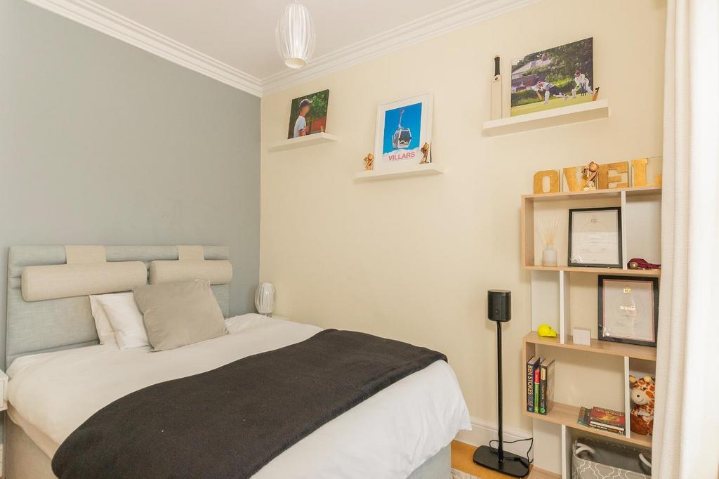 2 C1 RCN - Bedroom E.jpg