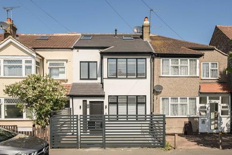 4 bedroom terraced house for sale, Grove Road, Mitcham CR4