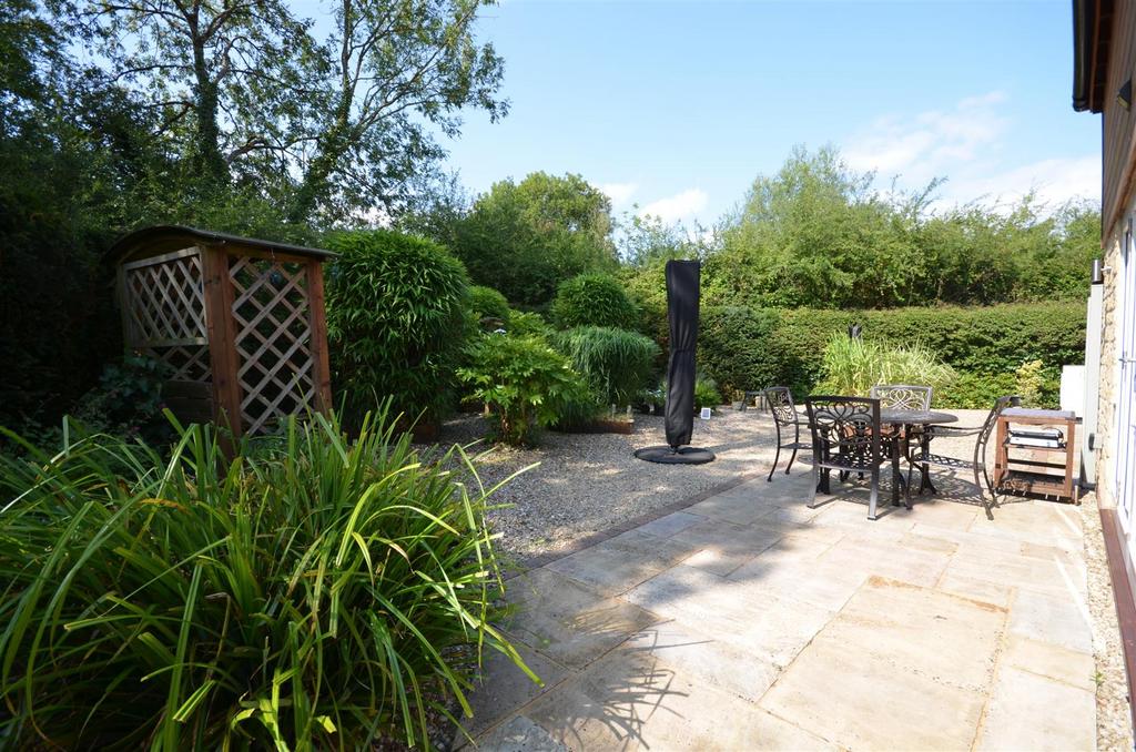 Side Sun Terrace
