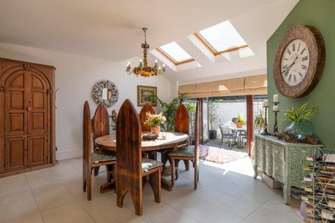 5 bedroom semi-detached house for sale, North End Avenue, Hampstead, London, NW3
