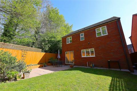 14 Challenger Close, Ledbury, HR8 2PW