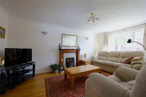 14 Challenger Close, Ledbury, HR8 2PW