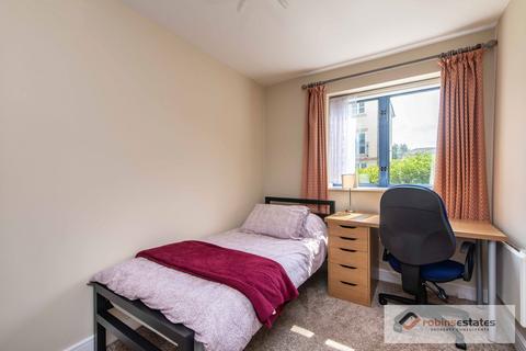 2 bedroom flat to rent, Nottingham, NG7 1HR