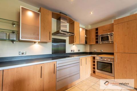 2 bedroom flat to rent, Nottingham, NG7 1HR