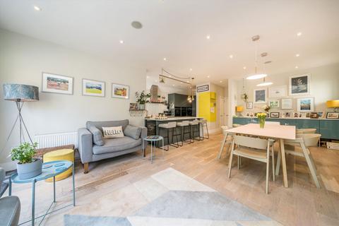62 Elmbridge Avenue, Surbiton, KT5 9HA