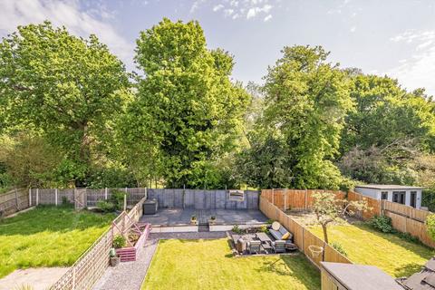 62 Elmbridge Avenue, Surbiton, KT5 9HA