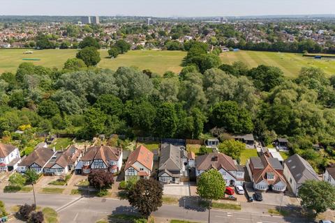 62 Elmbridge Avenue, Surbiton, KT5 9HA