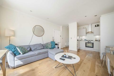 Flat D, 112 Gordon Road, London, W13 8PJ