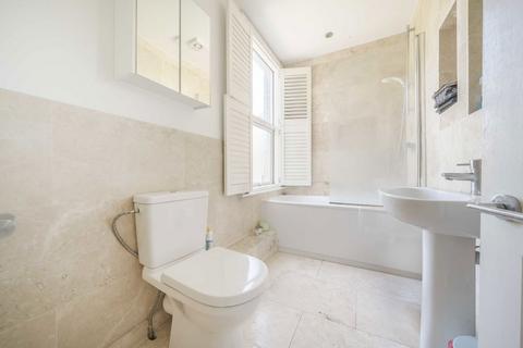 Flat D, 112 Gordon Road, London, W13 8PJ