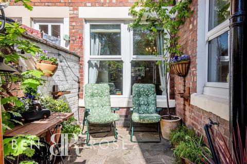 4 bedroom terraced house for sale, Sandy Lane, Leyland
