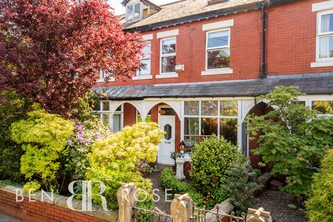 4 bedroom terraced house for sale, Sandy Lane, Leyland