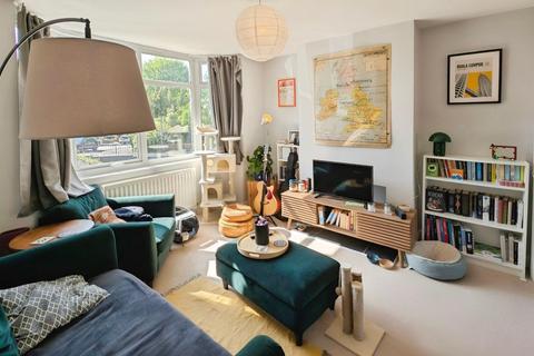 22 Gordon Avenue, Bristol, BS5 7DT