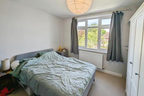 22 Gordon Avenue, Bristol, BS5 7DT