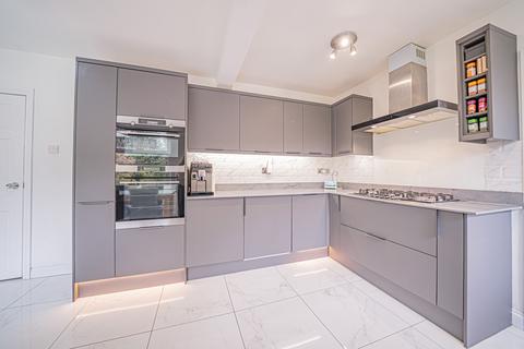 20 Broad Oaks Road, Solihull, B91 1JB