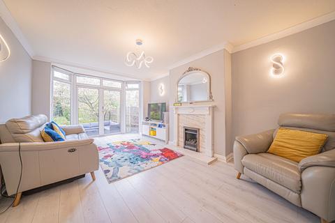20 Broad Oaks Road, Solihull, B91 1JB