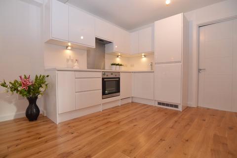 undefined, Peach Street, Wokingham, RG40