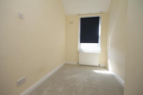 10 Cavendish Road, Rotherham, S61 1BP