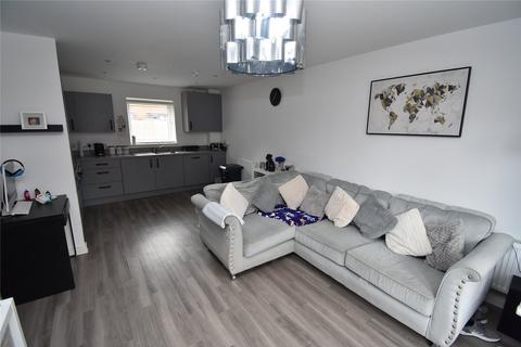2 bedroom apartment for sale, Silver Birch Avenue, Houghton Regis, Dunstable, Bedfordshire, LU5