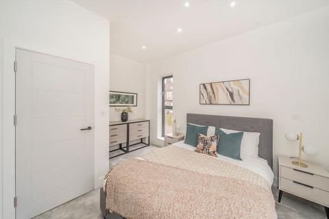 undefined, Powys Lane, London N13