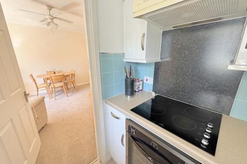 2 bedroom apartment for sale, Park Road, Poole, BH14