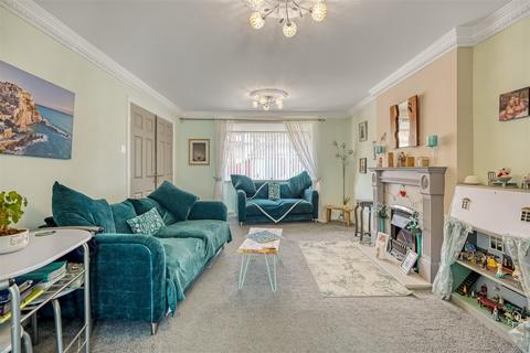 4 bedroom detached house for sale, Leven Gardens, Darlington