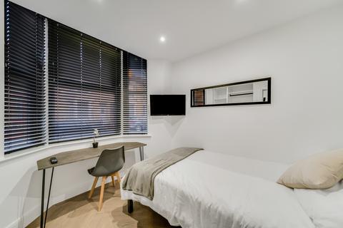 6 bedroom terraced house to rent, 8, Leopold Road L7