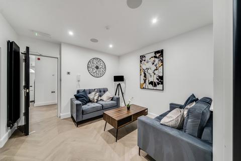 6 bedroom terraced house to rent, 8, Leopold Road L7
