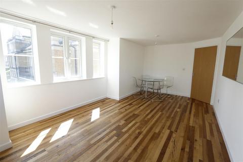 undefined, Clifton Road, Shefford
