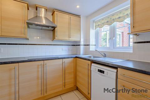 2 bedroom apartment for sale, Chinnery Court, Panfield Lane, Braintree, Essex, CM7 2AU