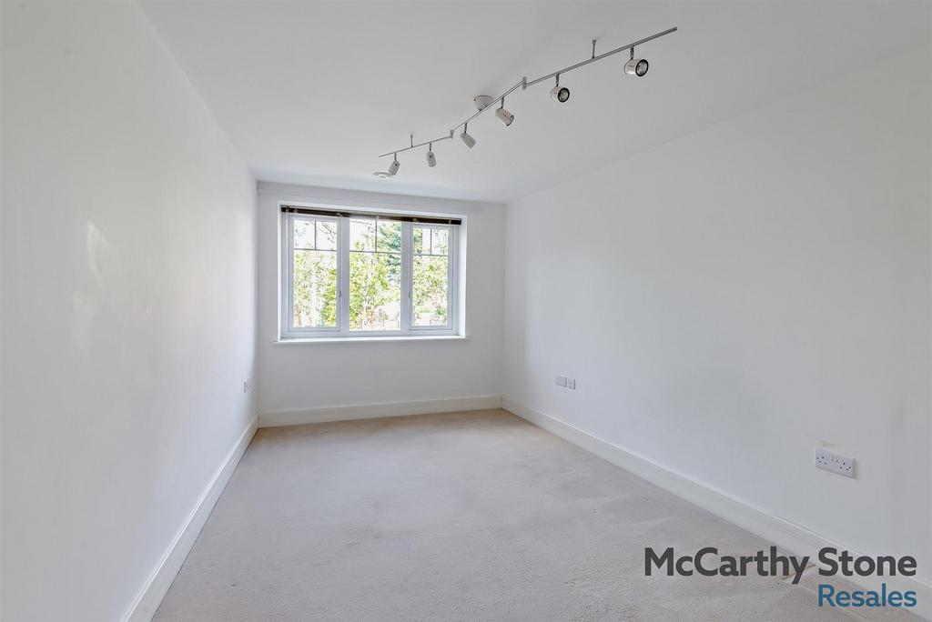 8646337-interior02-800.jpg