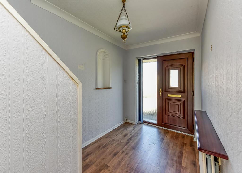 87 Wakeley Hill-Hall.jpg