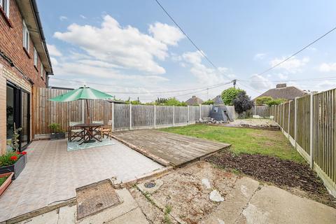 21 Bemerton Gardens, Kirby Cross, Frinton-on-sea, CO13 0LG