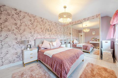 21 Bemerton Gardens, Kirby Cross, Frinton-on-sea, CO13 0LG