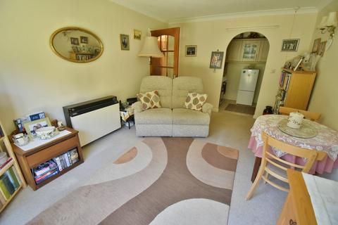 1 bedroom retirement property for sale, Ringwood Road, Ferndown, BH22