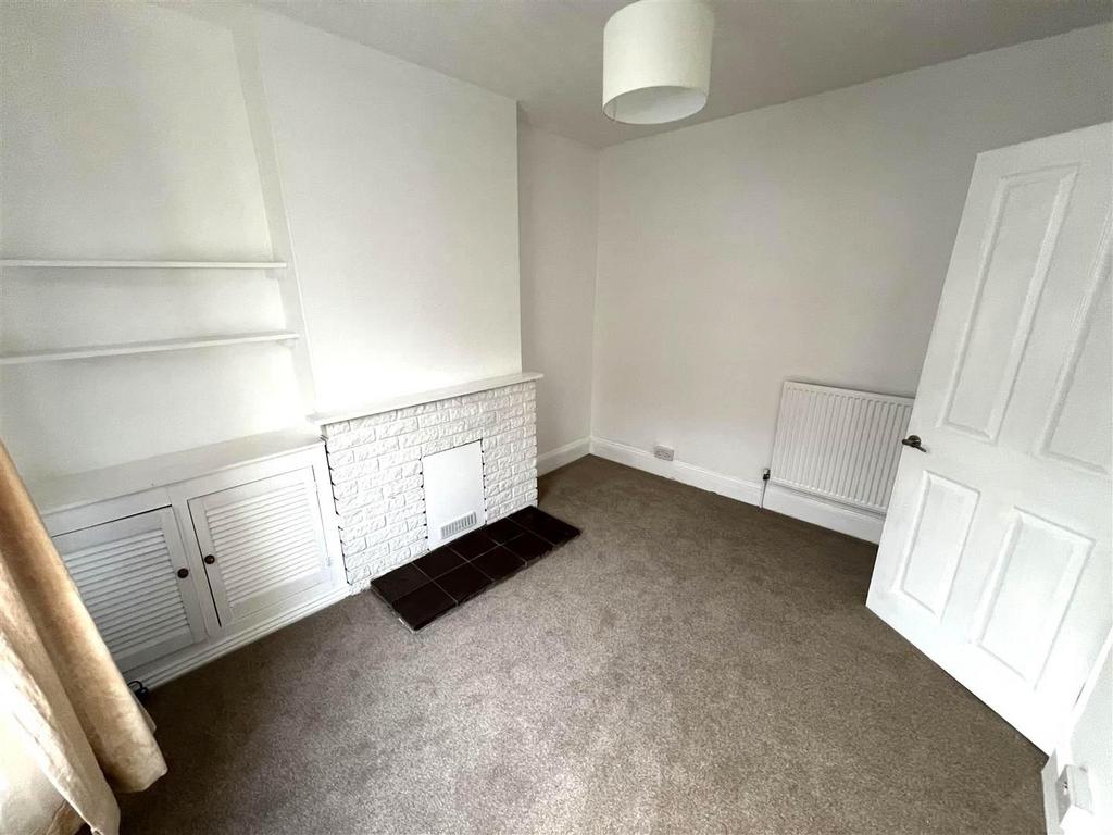 Sitting room2.jpg